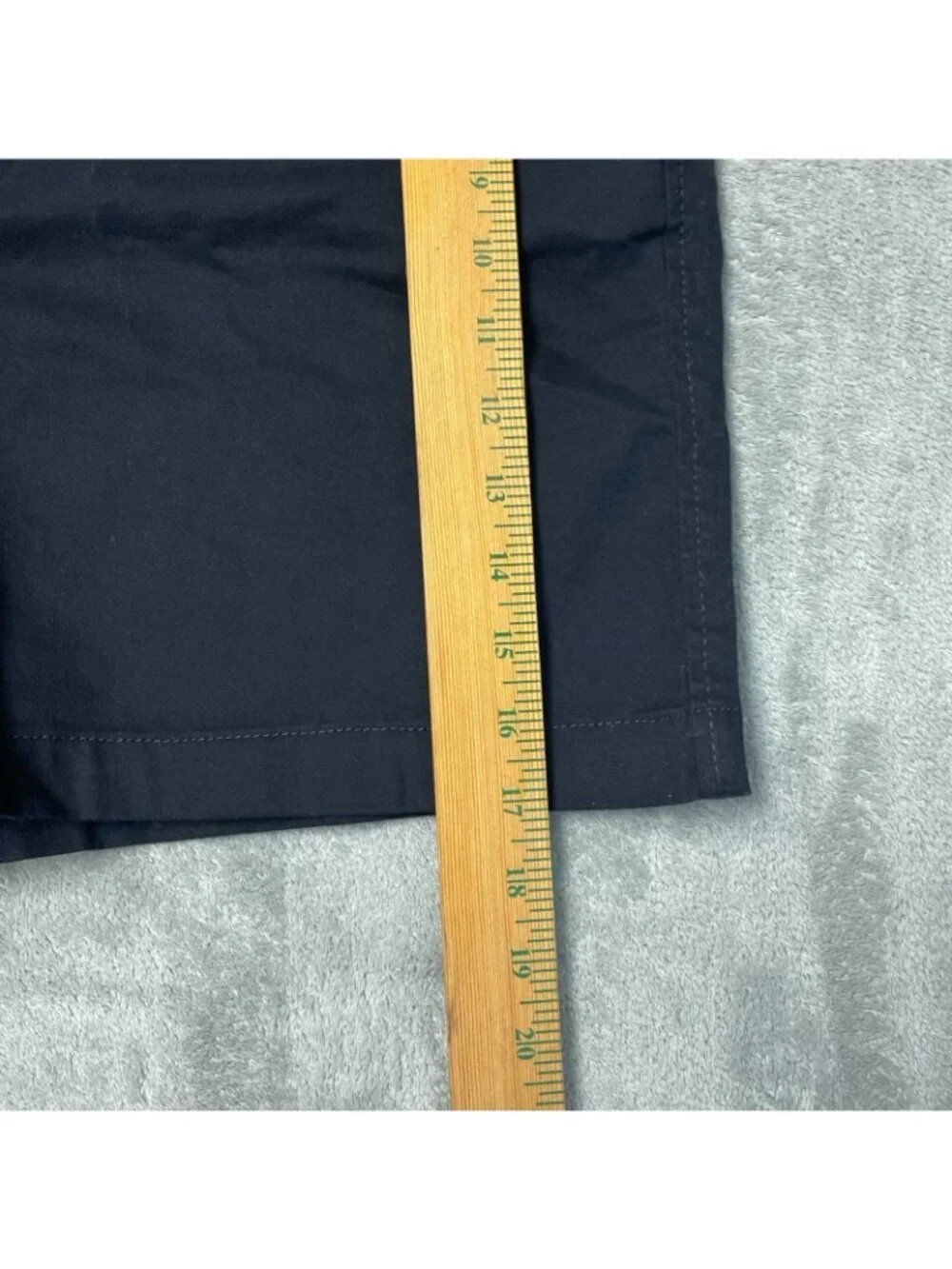 NWT Gloria Vanderbilt Women's 14 Mid Rise Stretch Twill Chino Shorts Black G2024